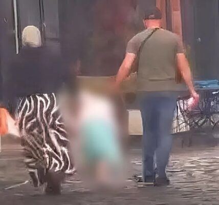 Albanië start onderzoek naar Nederlandse vader (33) die dochtertje met haren over straat sleurt
