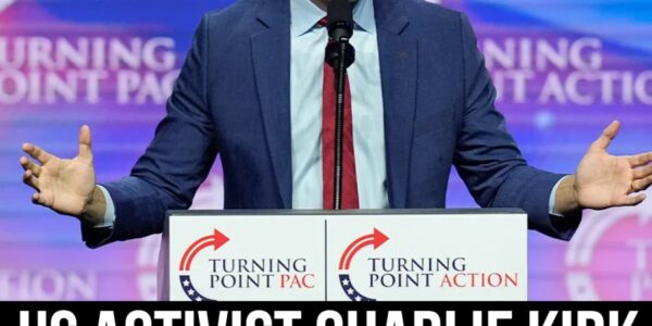 Charlie Kirk (31), conservatieve leider en oprichter van Turning Point USA, doodgeschoten tijdens evenement op universiteitscampus