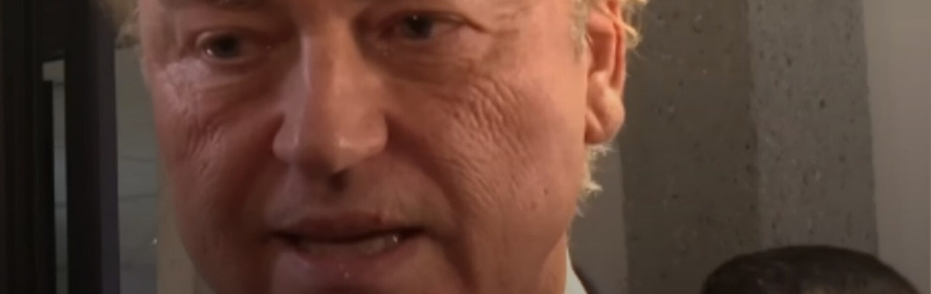 Geert Wilders krijgt vreselijk nieuws te horen