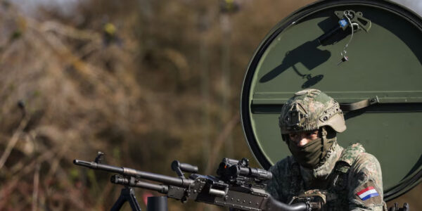 Tragödie bei NATO-Übung „Ferocious Bison“: Niederländischer Soldat stirbt bei Unfall in Deutschland