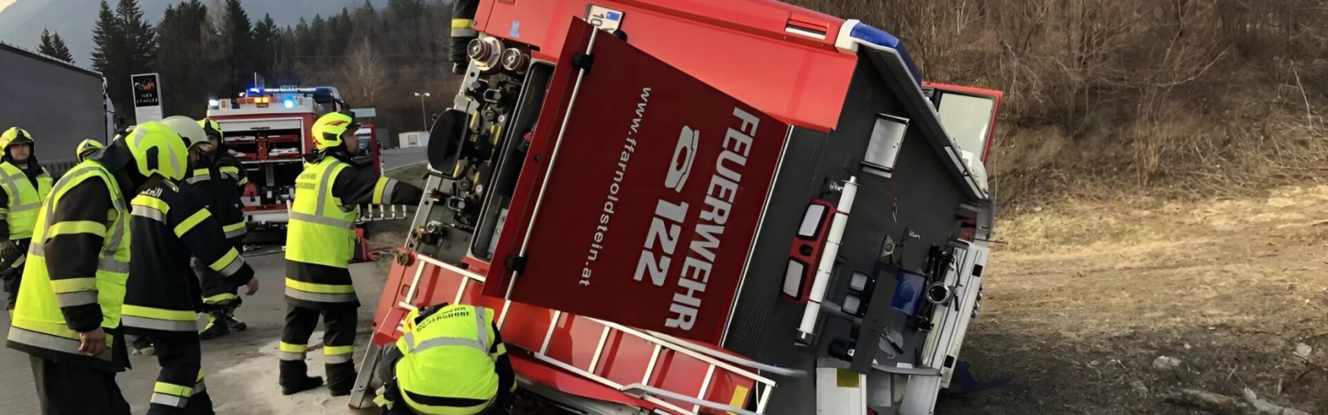 Feuerwehrauto in Unfallserie auf dem Weg zur Rettung – Familie auf der A61 verunglückt: Der wahre Grund macht alle fassungslos! 👇