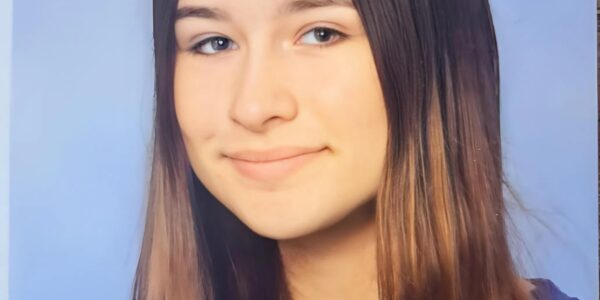 SCHOK IN HENGELO: 14-jarig meisje Jaylin spoorloos verdwenen – urenlange angst en massale zoektocht eindigen in miraculeuze redding