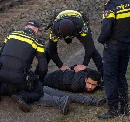 Wat vinden jullie van dit optreden van de politie?