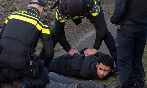 Wat vinden jullie van dit optreden van de politie?