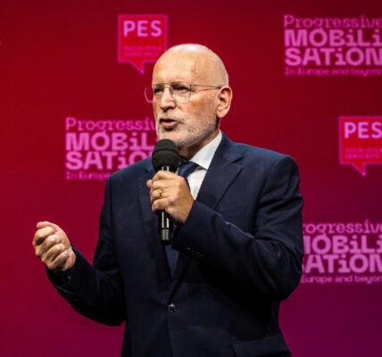 D66‑lijsttrekker Jetten: “We kunnen groter worden dan PVV” • Timmermans noemt nep‑brief VVD wanhoopsdaad