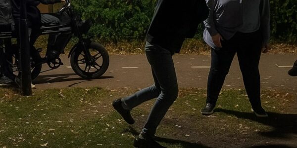 Mensen pakken dader van mishandelde vrouw zelf aan