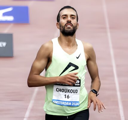 Schok in Amsterdam: Khalid Choukoud wint voor de vierde keer de Nederlandse marathontitel met een supersnelle tijd! 👇