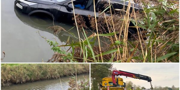 Verkehrsunfall in Neugarmssiel: Pkw landet im Wassergraben – Ersthelfer leisten vorbildliche Hilfe