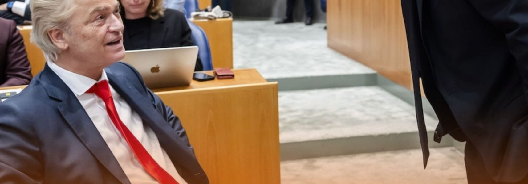 Henri Bontenbal kiest het midden, maar schiet naar rechts en links tegelijk — kan hij het CDA écht redden?