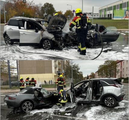 Tragödie in Arnstadt – Zwei Autos gehen nach einem mysteriösen Crash in Flammen auf, der wahre Auslöser lässt selbst Ermittler erschaudern 😶‍🌫️🚗🔥