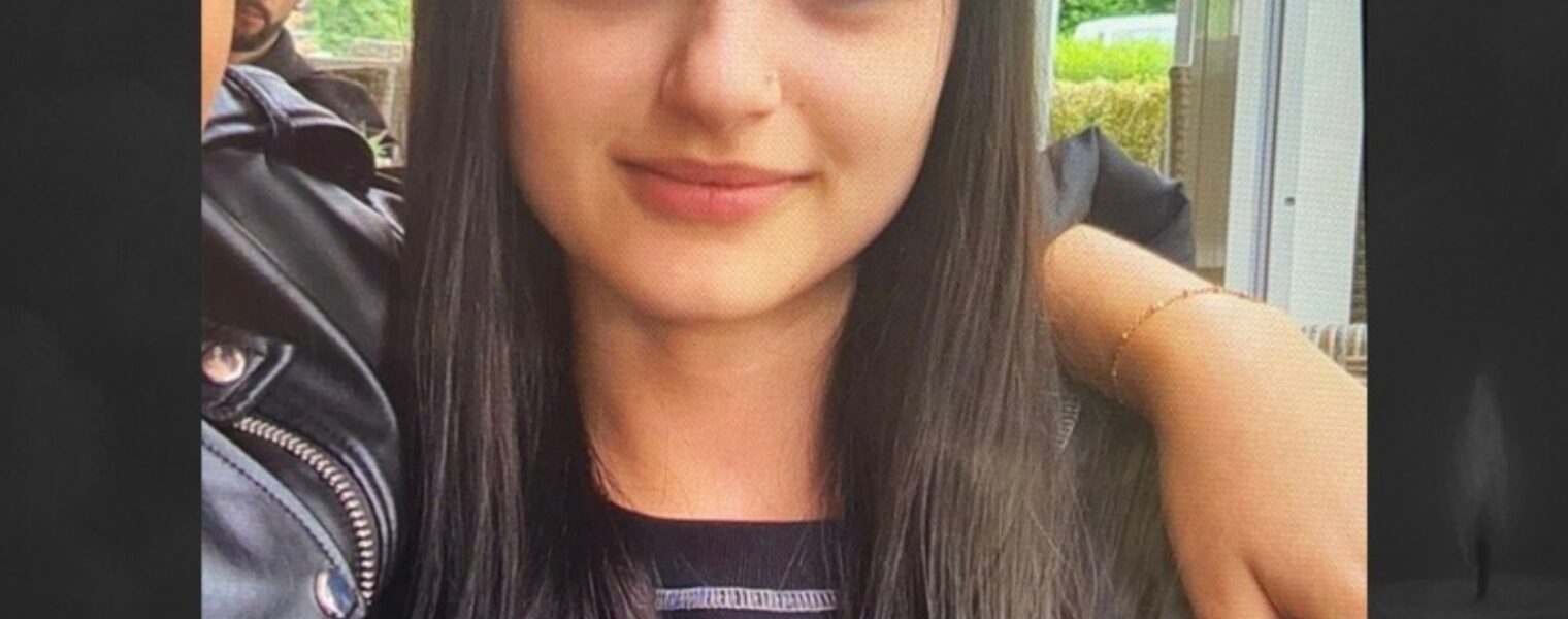 Vermisst! 14-jähriges Mädchen Lea verschwindet auf dem Weg nach München – Polizei ruft dringend um Hilfe! 🆘👇