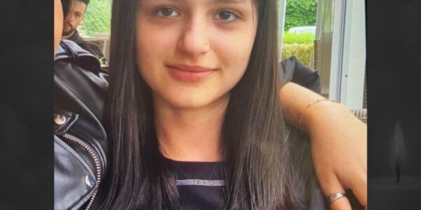 Vermisst! 14-jähriges Mädchen Lea verschwindet auf dem Weg nach München – Polizei ruft dringend um Hilfe! 🆘👇