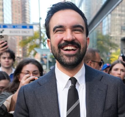 Historische verrassing: Een 34-jarige jonge man brengt voor het eerst de islam aan de macht in NYC 🔥👇