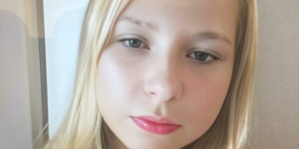 Alarmstufe Rot in Traunreut: 11-jährige Angelina spurlos verschwunden – Polizei schließt Auslandsaufenthalt nicht aus! 💔🆘