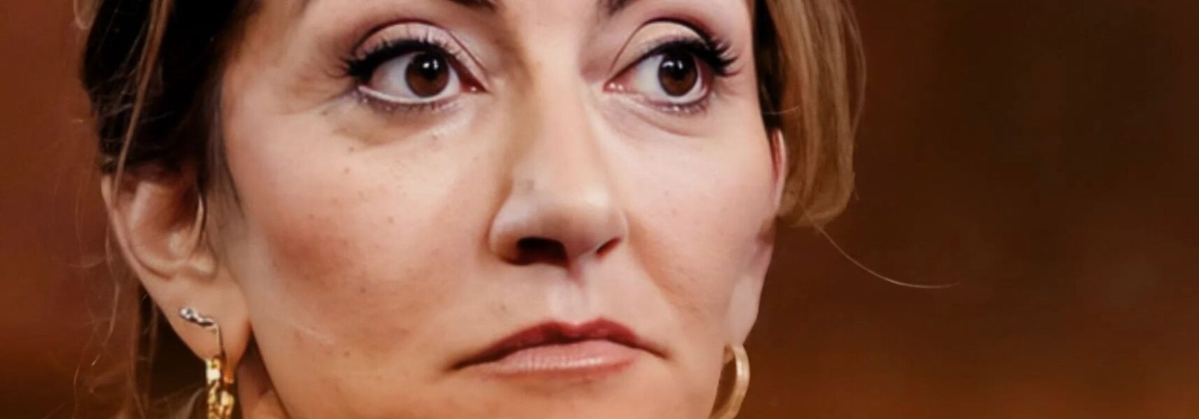 Formatie in crisis: Yeşilgöz gooit deur dicht voor GroenLinks-PvdA – en Nederland wacht ongeduldig af