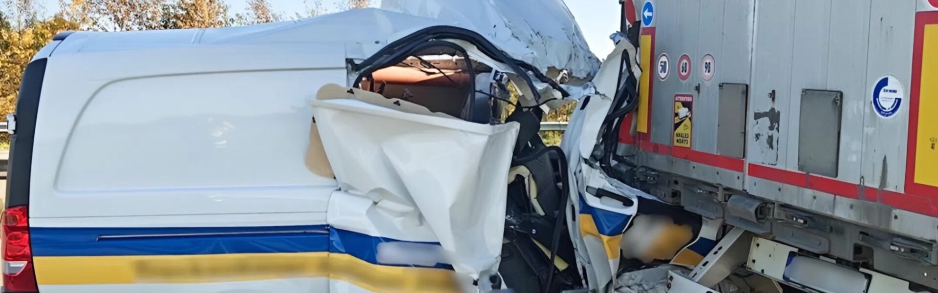 Bei dem tragischen Unfall auf der A7 bei Soltau kam der Fahrer ums Leben...