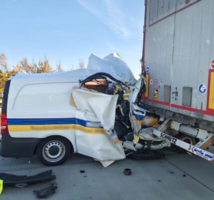 Bei dem tragischen Unfall auf der A7 bei Soltau kam der Fahrer ums Leben...