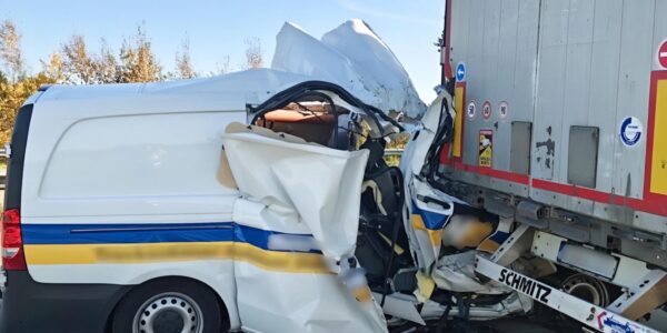 Bei dem tragischen Unfall auf der A7 bei Soltau kam der Fahrer ums Leben...