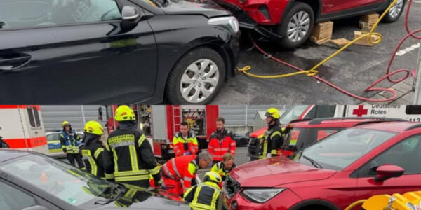 Drama auf dem Supermarkt-Parkplatz: Frau wird nach Frontalcrash unter Auto eingeklemmt – Lebensgefahr!