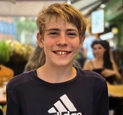 Grote zorgen in Alphen aan den Rijn: 14-jarige Nigel al dagen vermist, zoektocht in volle gang