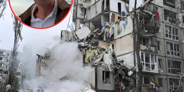 Helnacht in Kiev: Belgische arts overleeft voortdurende aanvallen terwijl schuilkelder op zijn grondvesten davert