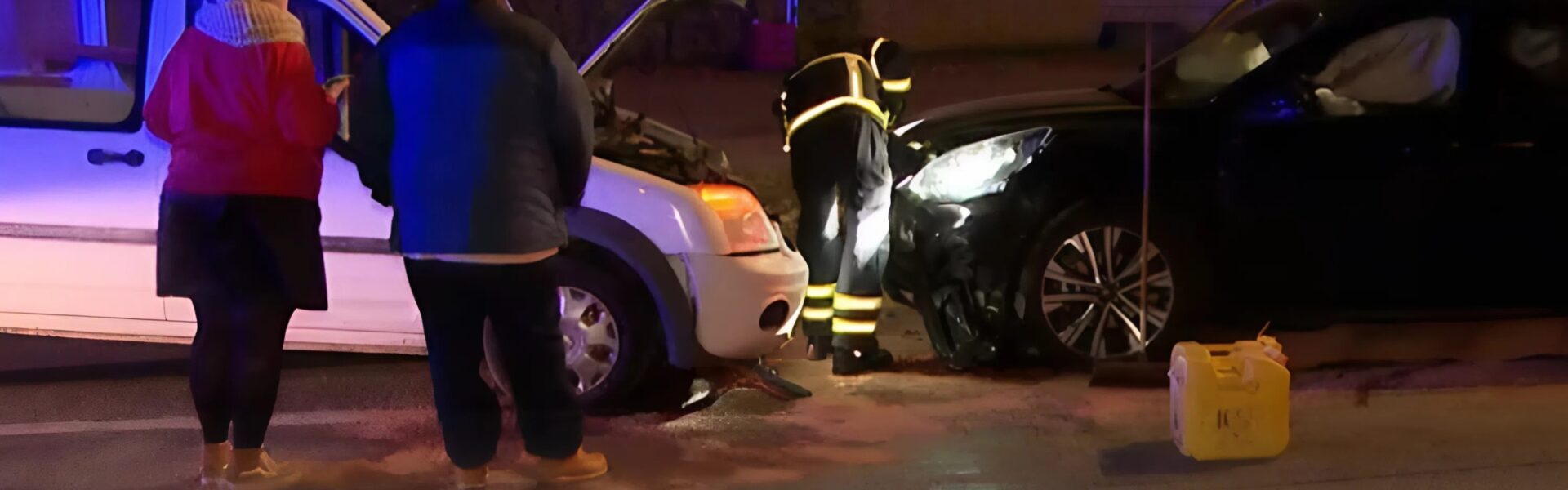 Kurioser Unfall in Hamburg‑Eidelstedt: SUV‑Fahrer unter Drogeneinfluss schiebt anderes Fahrzeug 30 Meter vor sich her