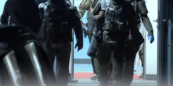 SEK-Einsatz in Hamburger Krankenhaus: Patient bedroht Arzt mit Messer – eine Nacht voller Anspannung