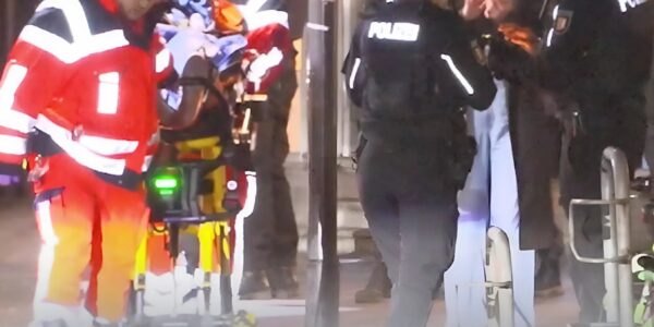 Schüsse in Pinneberg: Mann lebensgefährlich verletzt – Polizei sichert Krankenhaus mit Großaufgebot
