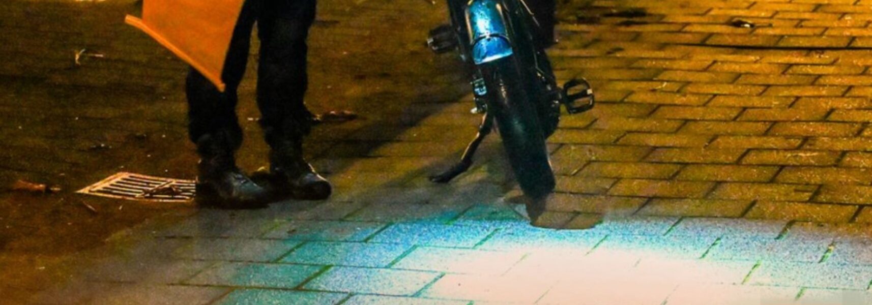 Ernstig vuurwerkongelval in Schiedam: jongen op fatbike zwaar gewond